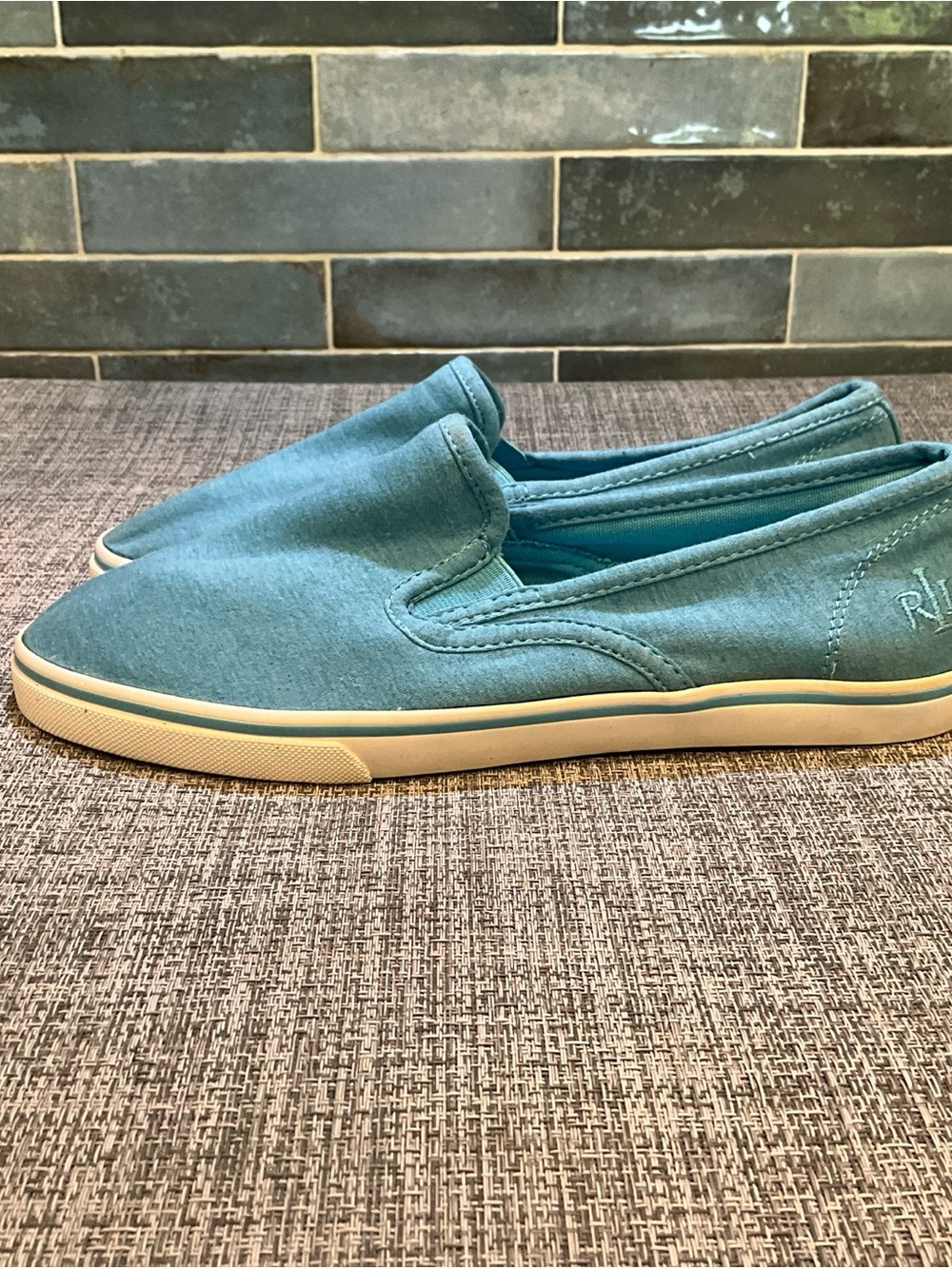 Ralph Lauren Women’s Janice Slip-On Sneakers Size 9B - NEW - Picture 4 of 11